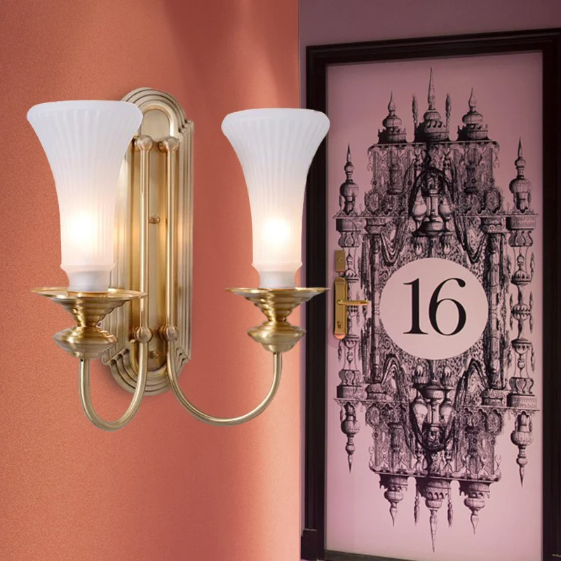 Wide Flare Wall Lamp Traditional Sneeuwwit Glass 1/2 Bulbs Brass Sconce Light Fixture Bedroom Brass