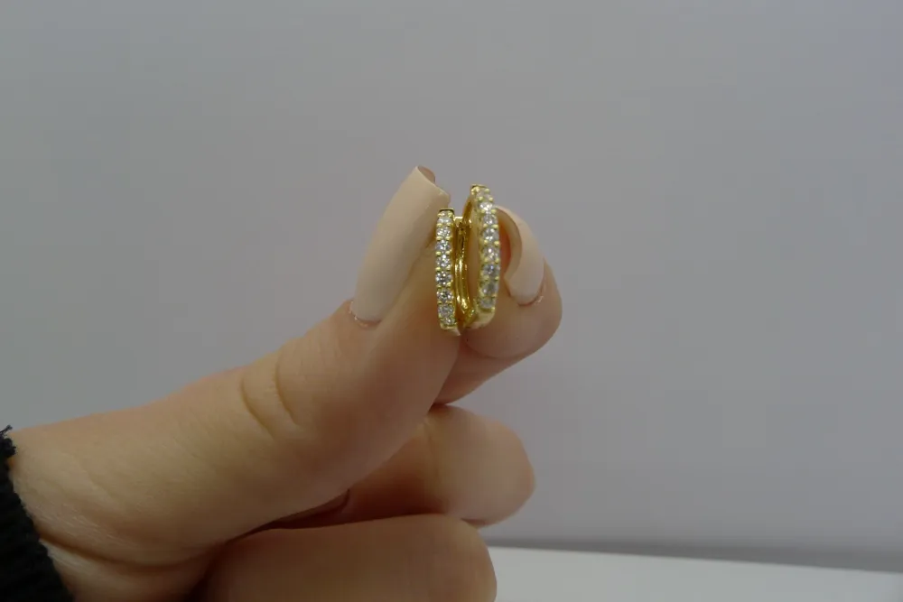 Gold and diamond earrings 0.27 ct
