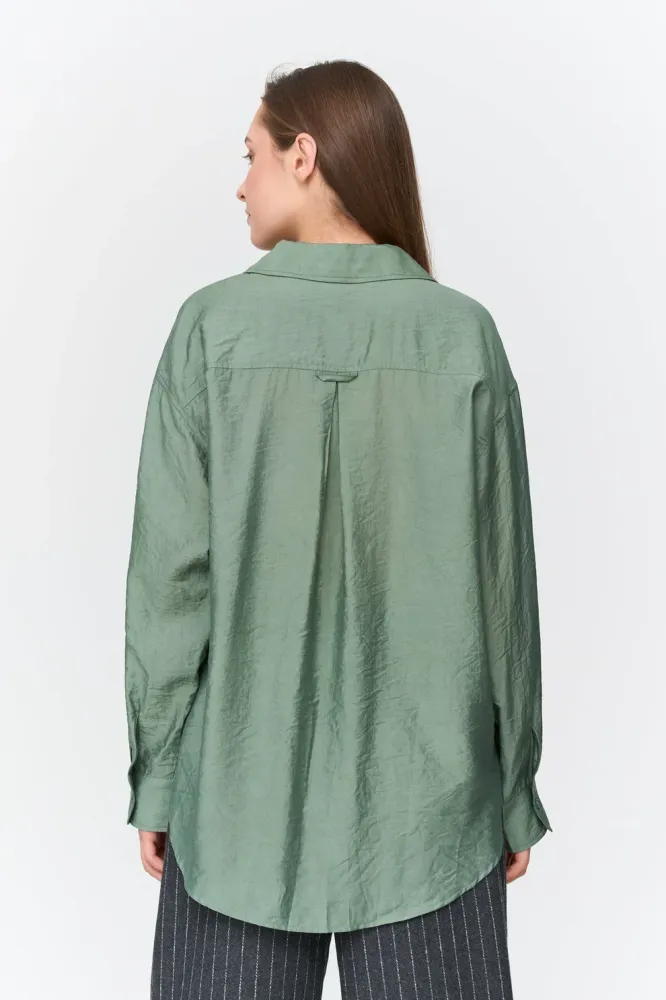Groene satijnen blouse 24Colours
