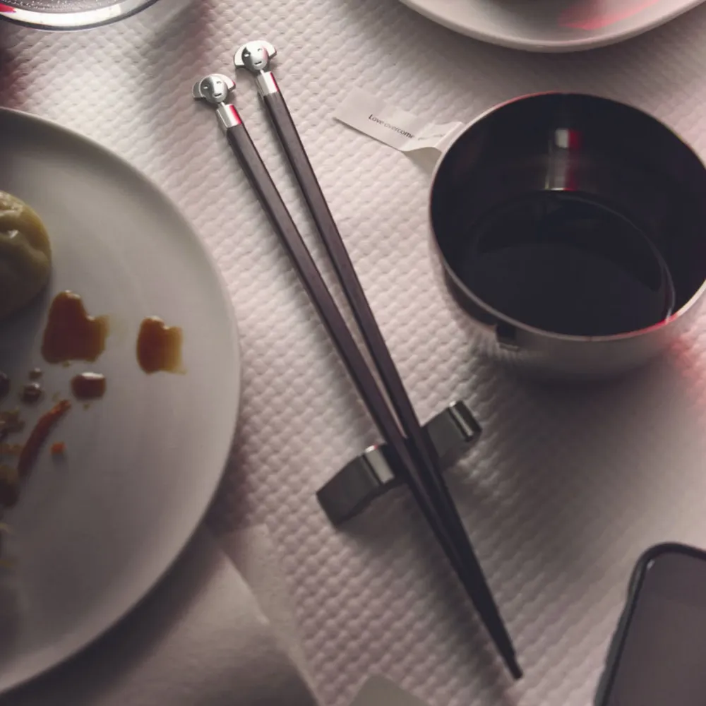 Alessi Anna Chopsticks + Houder