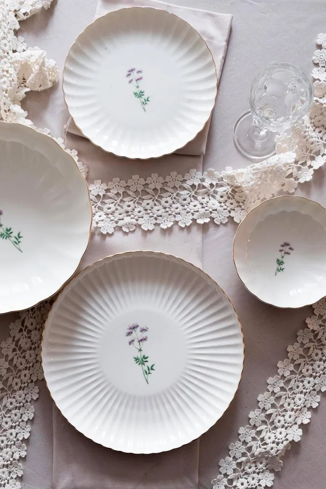 Set van 6 borden Hunter porselein Asir Group