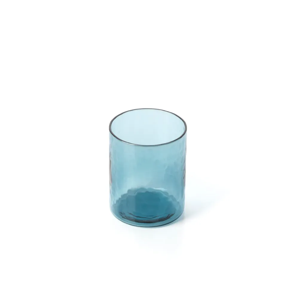 Azuurkleurig gehamerd hoog drinkglas - blauw Bazar Bizar Antwerp