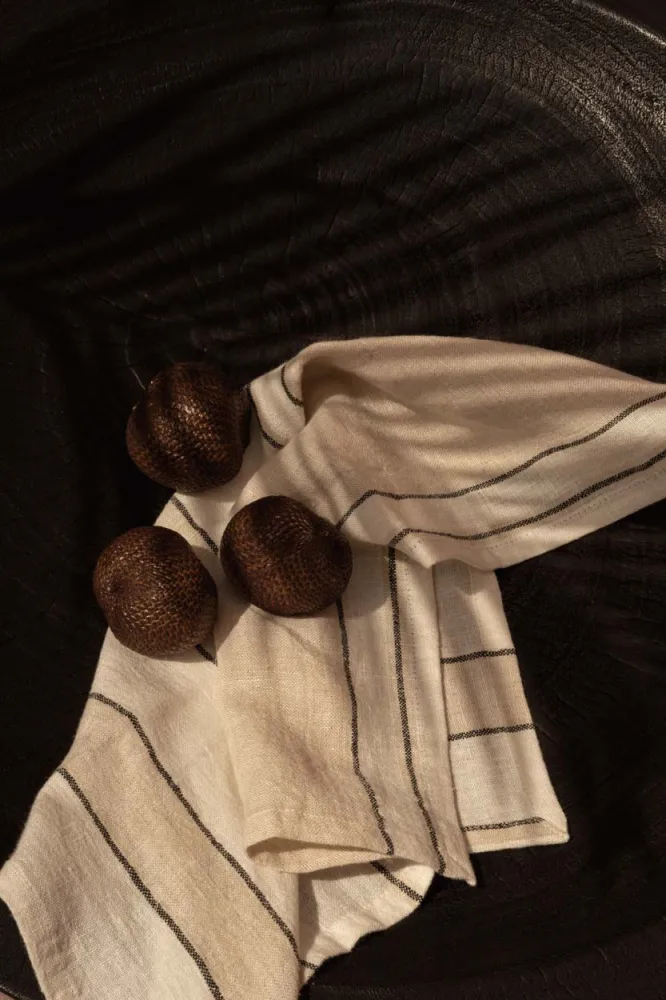 De Lint Biscuit-servet - natuurlijk zwart - 45x45 Bazar Bizar Antwerp