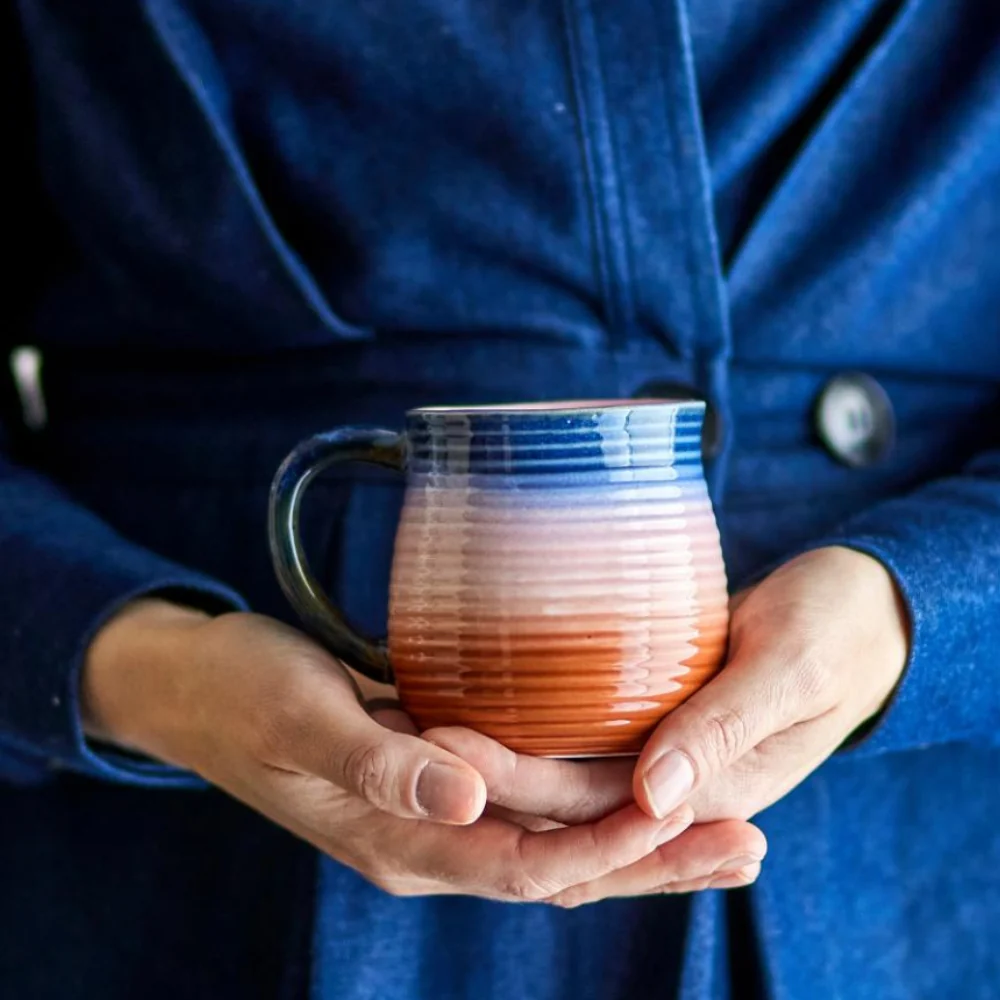 Bloomingville Tatum Multi 4-delige stoneware mokken set.