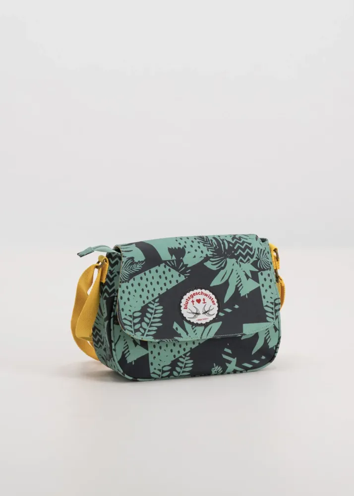 Blutsgeschwister Lean On My Shoulderbag Black Jungle Sister