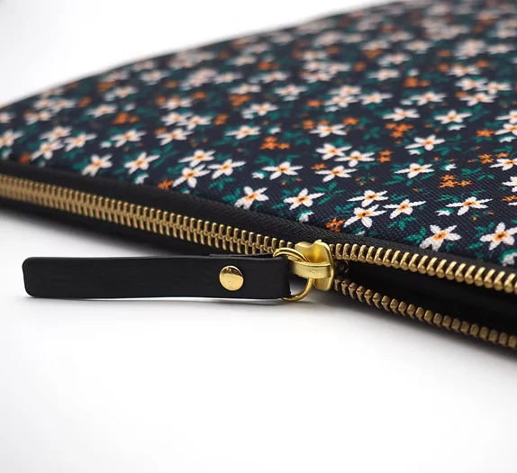 Laptophoes Midnight garden CASYX