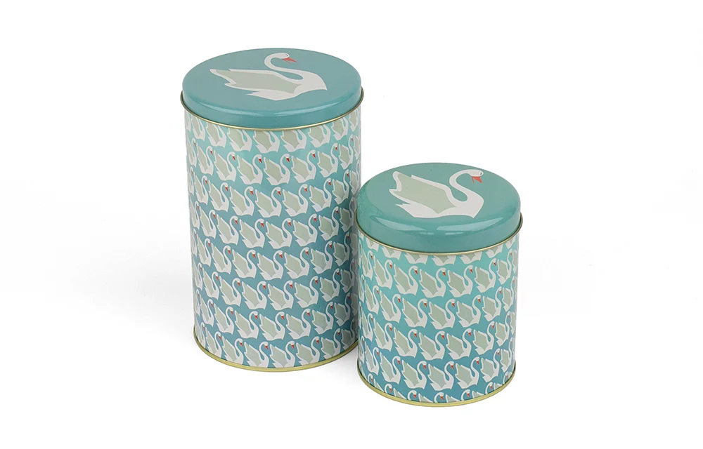Froy & Dind cylindrical box Swan Medium Large Medium Chills and Fever