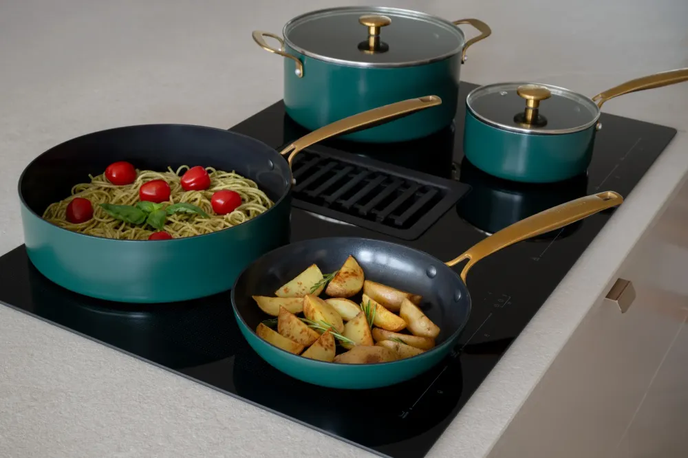 Combekk Cookware 4-delige set (22+26cm Pan + 16cm sauspan met deksel) Gerecycleerd Aluminium Keramisch - Element Expert Ho...
