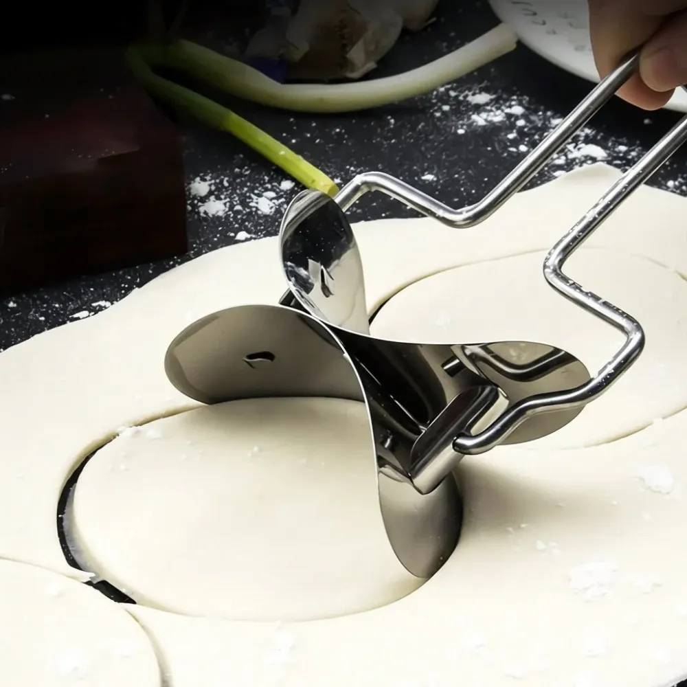 DOUGHLINE – Professionele deegsnijder en deegroller met roestvrijstalen mes Cozey Maison