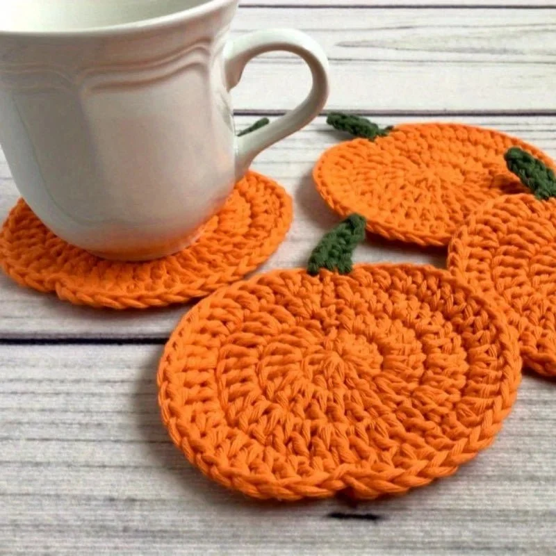 FALLORA – Met de hand gemaakte gehaakte pompoenonderzetters voor herfstige tafeldecoratie Cozey Maison