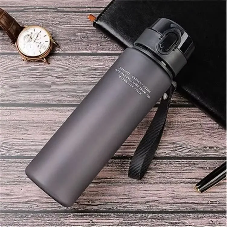 Hydrasport – Uitloopvrije BPA-vrije waterfles voor sport, werk en dagelijks gebruik Cozey Maison