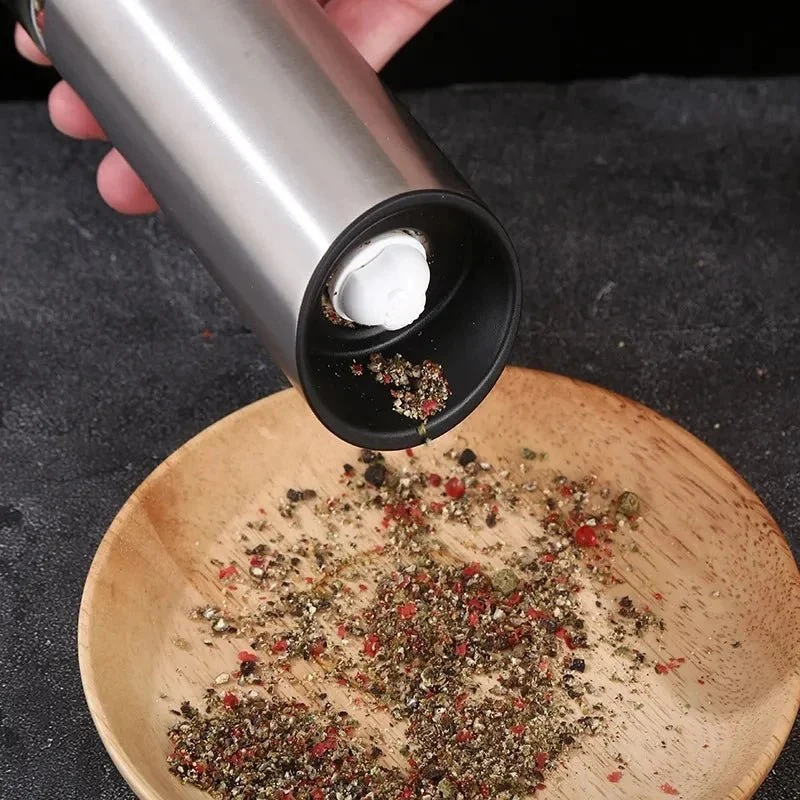 SPICEPULSE – Oplaadbare elektrische pepermolen van roestvrij staal voor eenvoudig kruiden Cozey Maison