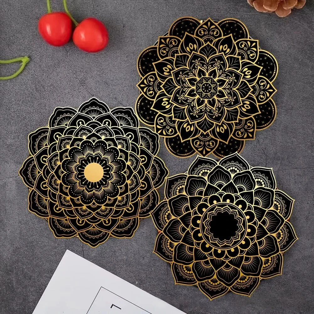 WOODARA – Elegante houten onderzetter van rundhout met mandalapatroon Cozey Maison