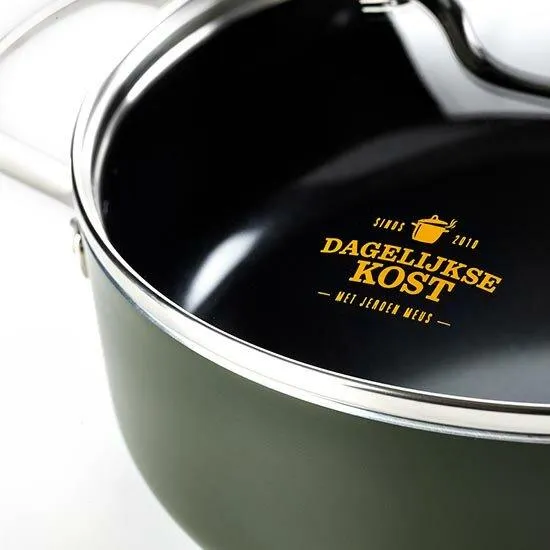 Dagelijkse Kost Stoofpan met keramische antikleeflaag met deksel 24cm Dagelijkse Kost Cookware