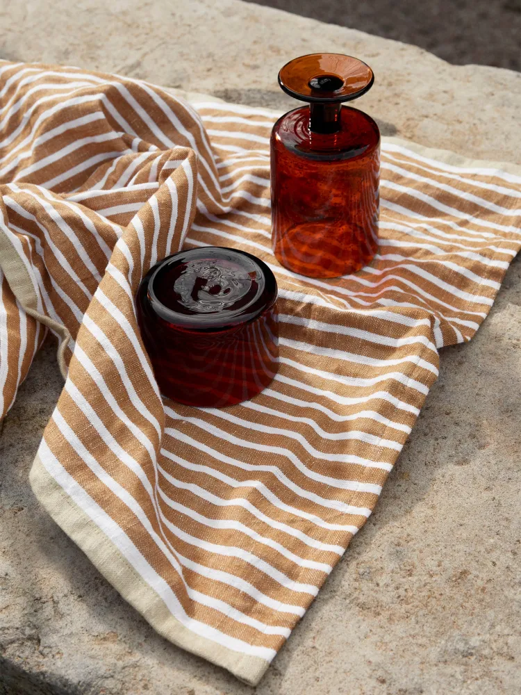 Hale Tea Towel - Golden Brown/Silver Fern Ferm Living - COM