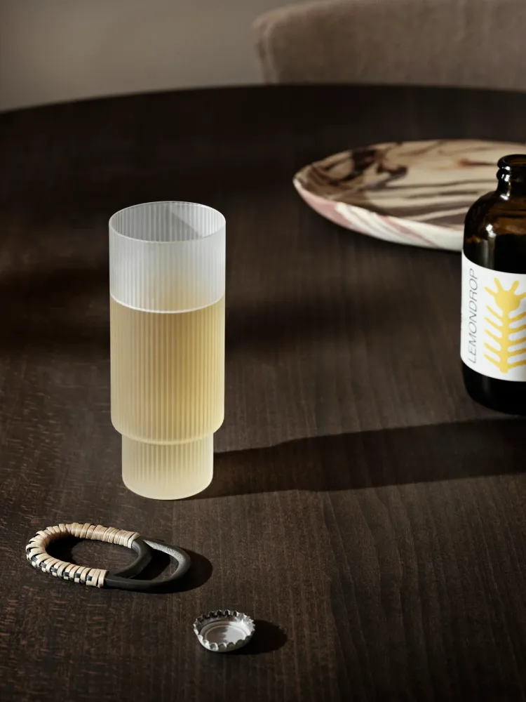 Ripple Long Drink Glasses - Set 4 - Frosted Ferm Living - COM