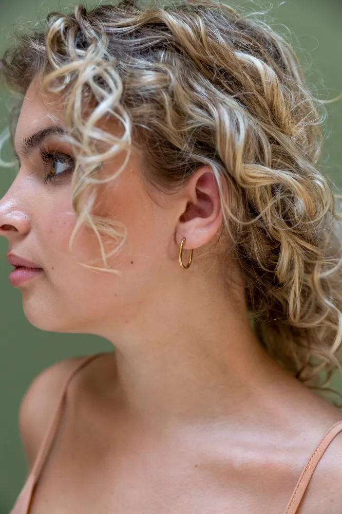 Oorbellen Oval Hoop goud Go Dutch Label