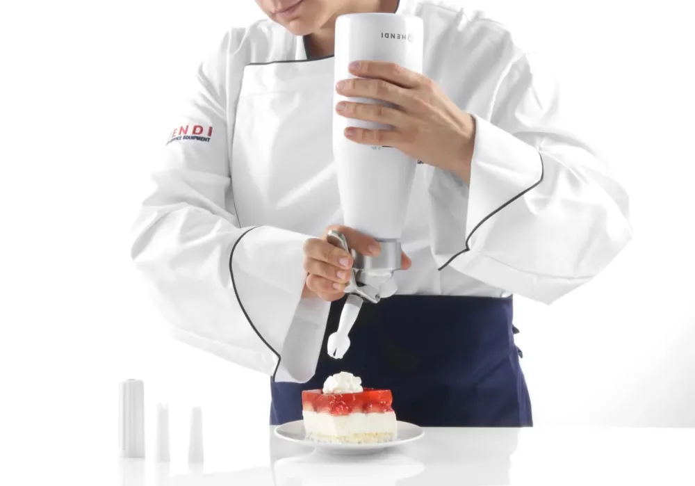 Hendi Slagroomspuit Wit 950 ml + Slagroompatronen 10 stuks