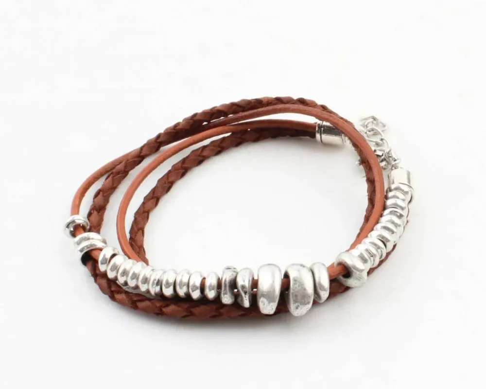 Indini Armband Rune Bruin