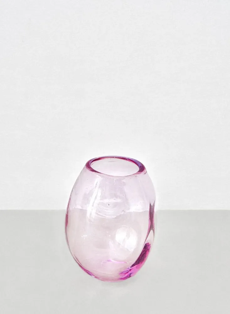 Addled Vase Strawberry, Small, Nienke Sikkema - RiRa Objects Interior Objects