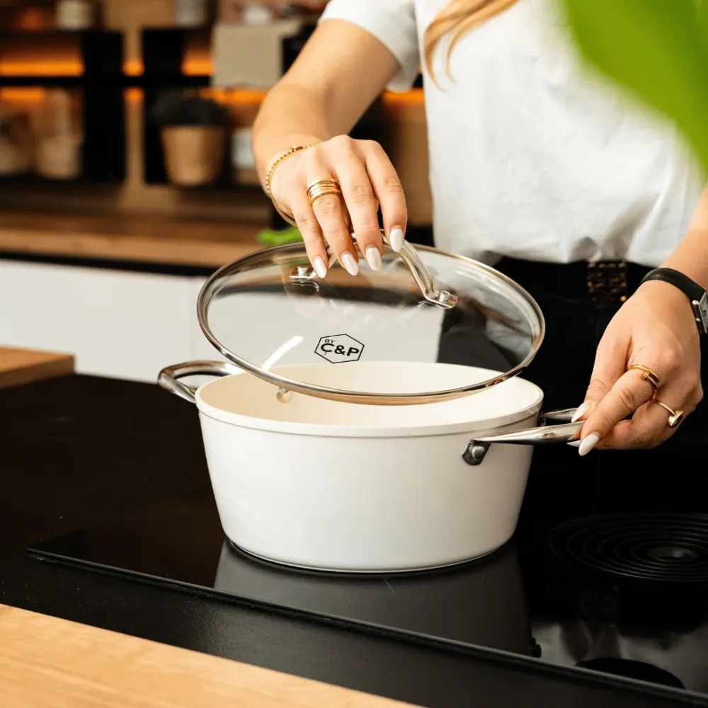 Go Ivory Kookpan met deksel 22 cm
