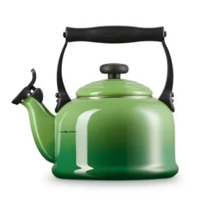 Le Creuset Fluitketel "Tradition" Bamboo Green 2,1l