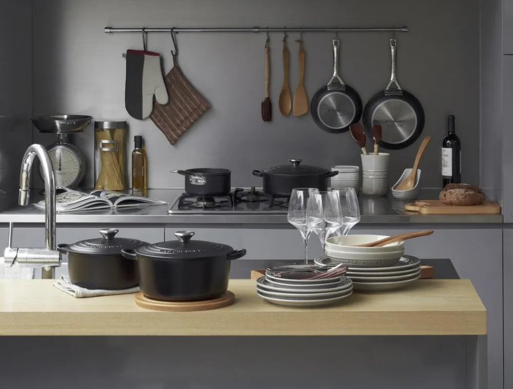 Le Creuset Gietijzeren ronde braadpan Mat Zwart 26cm 5,3l