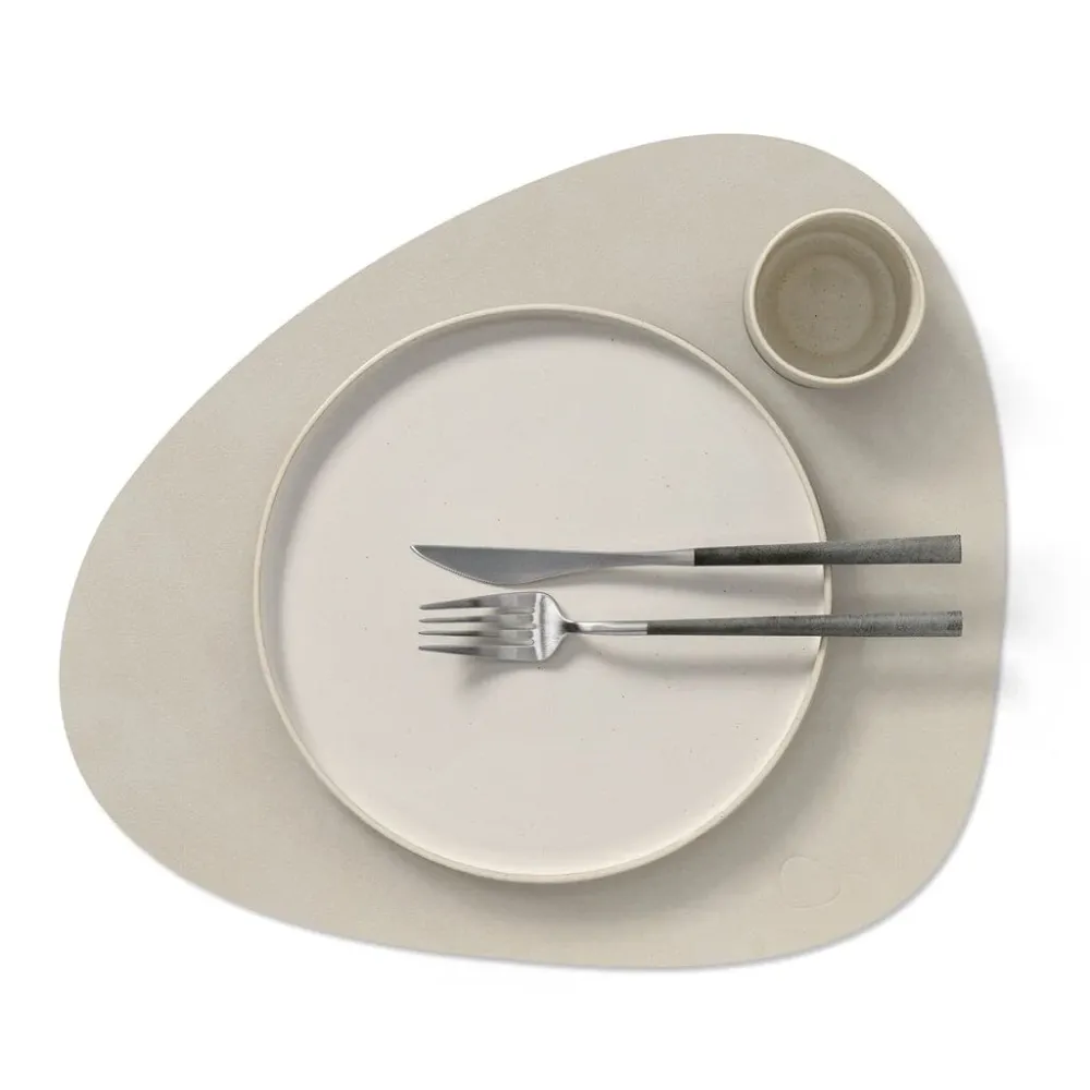 Lind DNA - Placemat Curve L Nupo Oester Wit