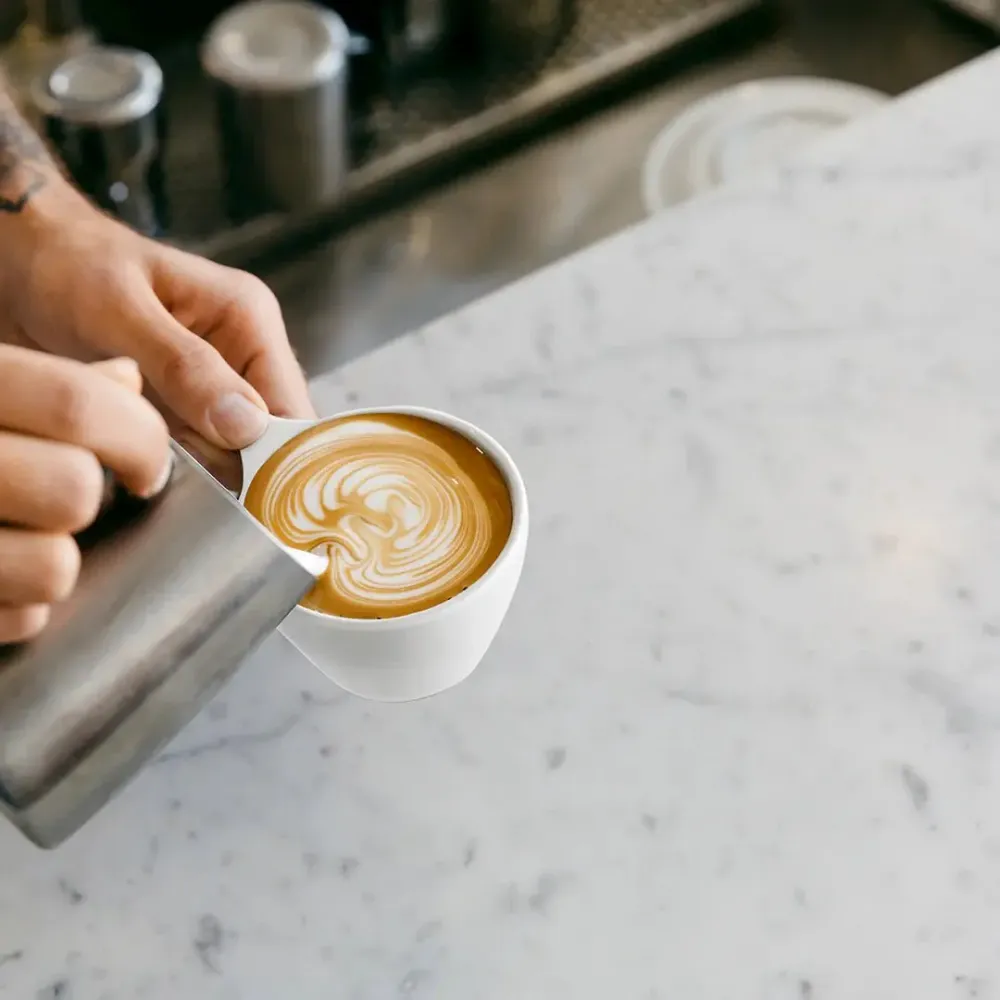 Lino Liten Latte-kop 240ml met schotel - Wit