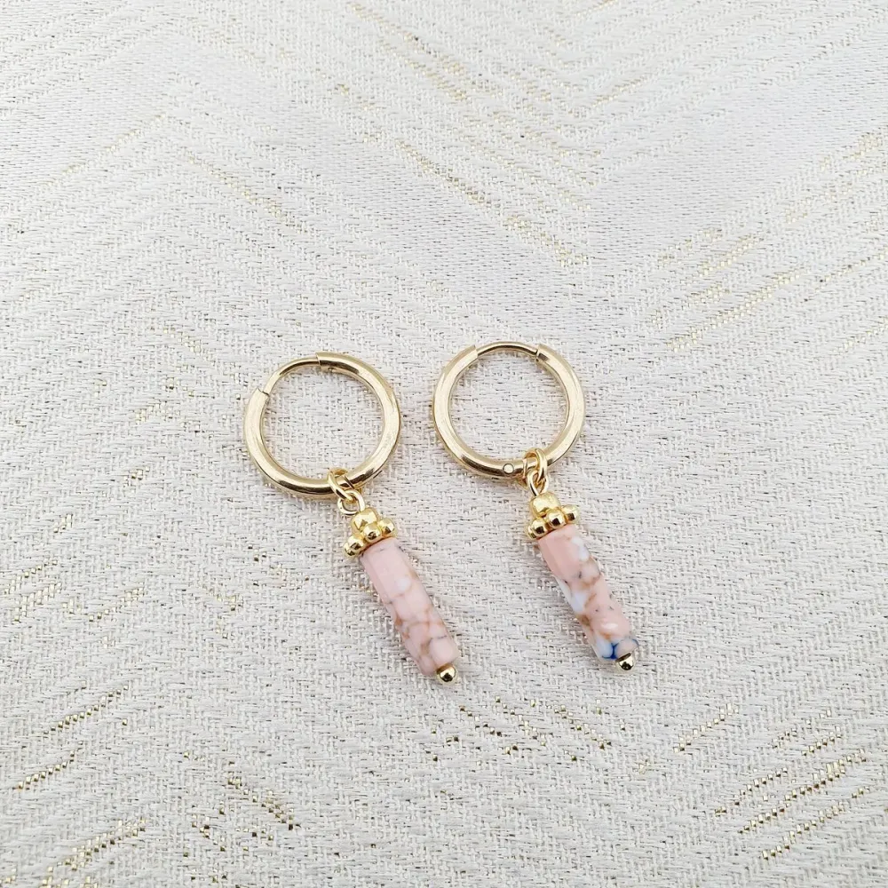 Mooi! Jewels oorringen met natuursteen tube rond roze goud