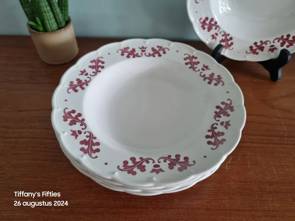 Diep bord Boch Coronation rood My Store