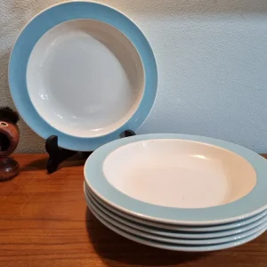 Diep bord Boch Keralux "Versailles" pastelblauwe rand My Store