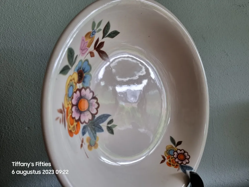 Diep bord Boch "Saturne" met retro bloemen My Store