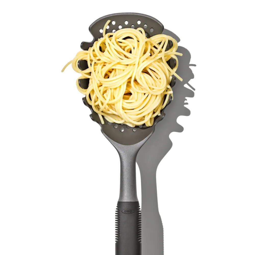 Oxo vergietlepel - Pastalepel - Pastaschep