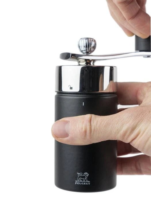 Peugeot Isen Muskaatmolen 15 cm Zwart Mat