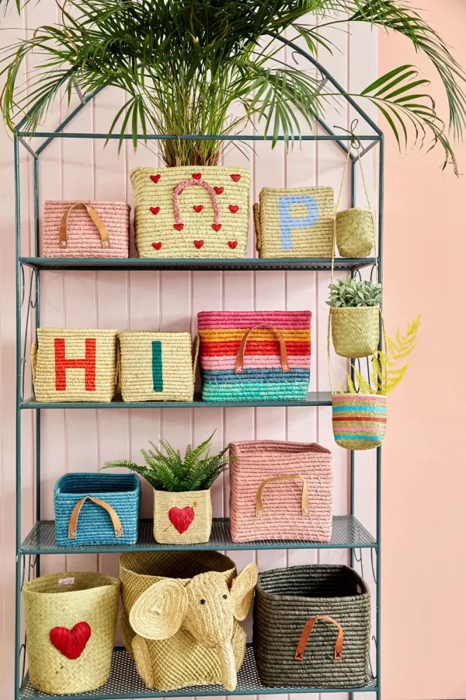 Rice square raffia basket naturel hearts