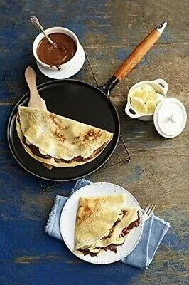 Staub Pannenkoekenpan houten greep 28 cm - zwart