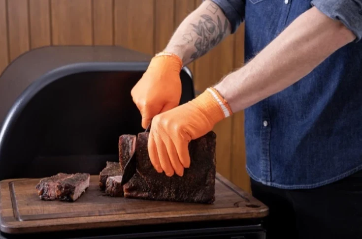 Traeger Wood Fired Grills - BBQ prep & serve gloves