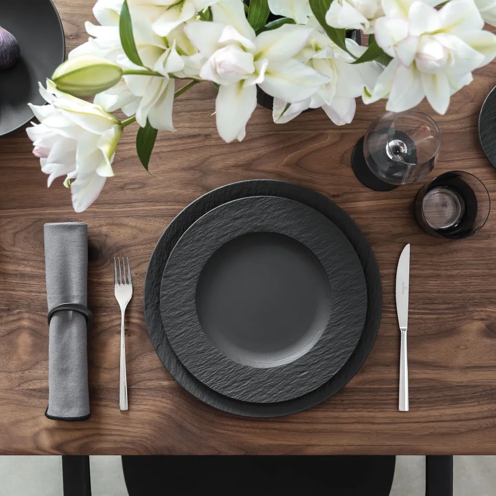Villeroy & Boch Serviesset Manufacture Rock - Zwart 12-delig / 4 personen - 4 dinerborden, 4 ontbijtborden & 4 pastaborden