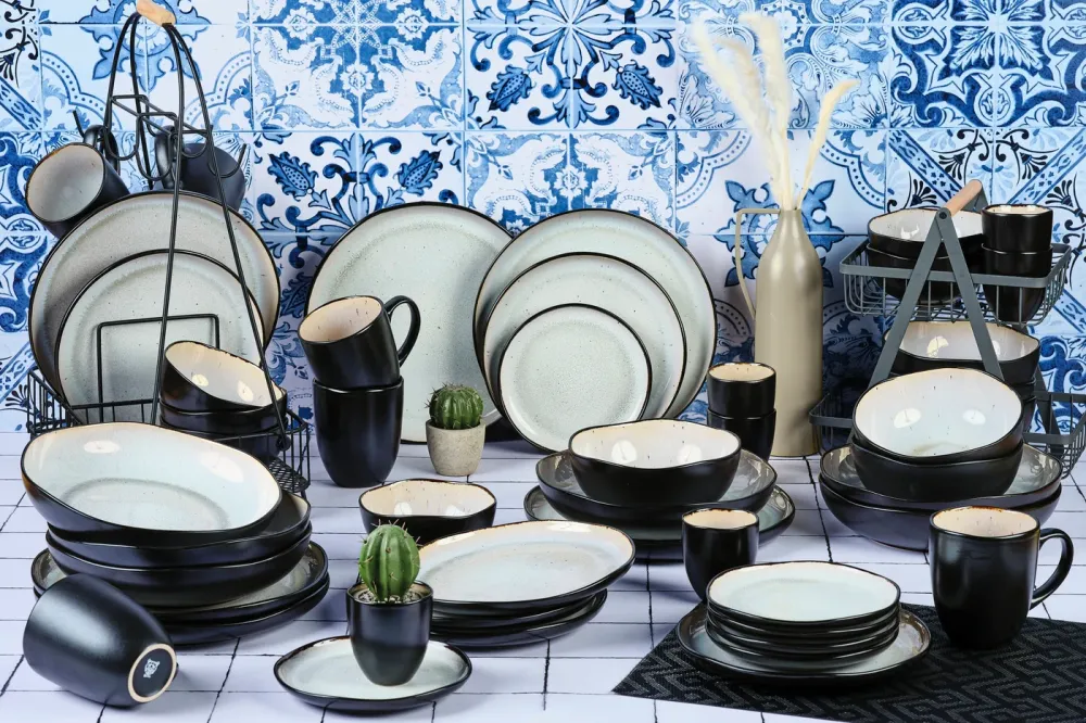 Volledige servies IRIS - 48 stuks - Ivoorwit