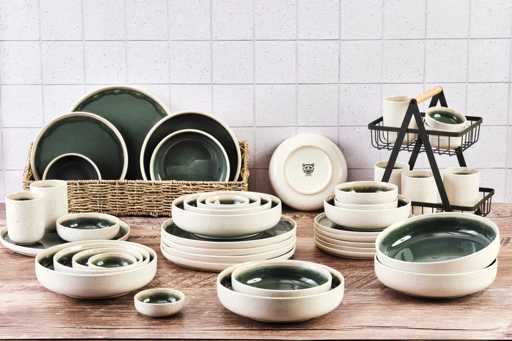 Volledige servies OXYGEN - 42 stuks - Grijs kleur