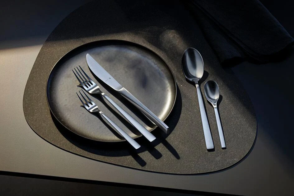 WMF Bestekset Corvo - 66 delig / 12 personen