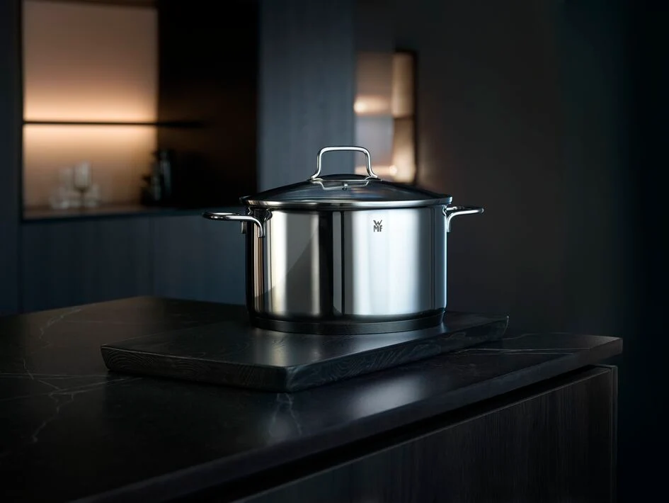 WMF Pannenset Astoria 5-Delig Inclusief GRATIS Cookinglife Kookgerei set - Kookpan ø 16, 20, 24 en 28 cm en Steelpan ø 14 cm