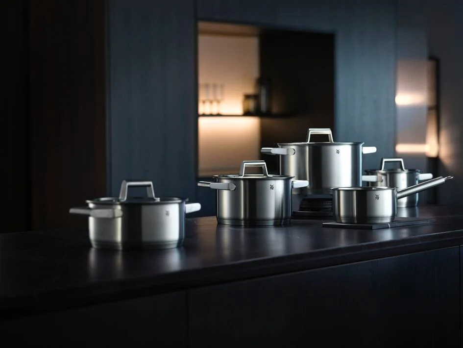 WMF Pannenset Comfort Line 5-Delig Inclusief GRATIS Cookinglife Kookgerei set - Kookpan ø 16, 20, 20 en 24 cm en Steelpan...