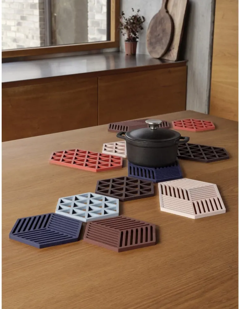 Zone Trivet Hexagon Burgundy