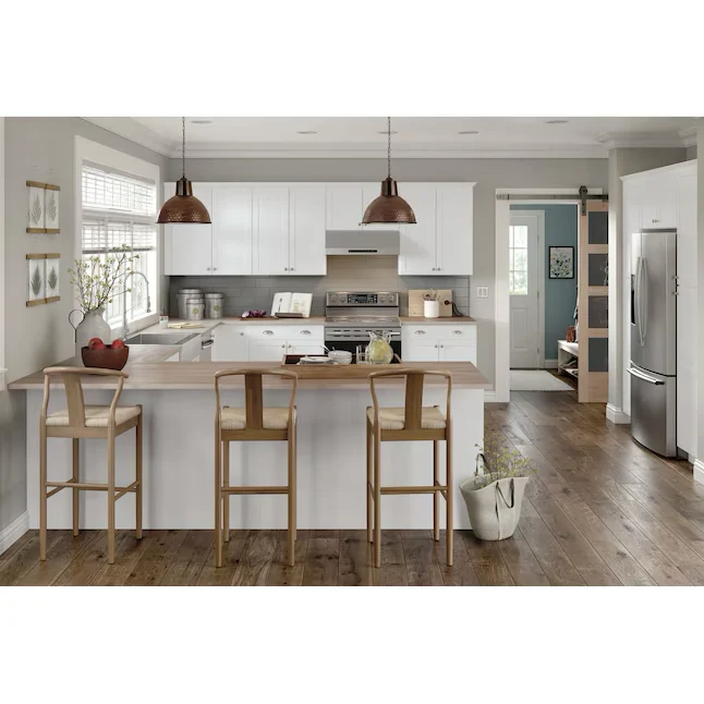 Diamond NOW Arcadia 15- W x 30- H x 12- D Wit Door Wall Fully Assembled Cabinet (Recessed Panel Shaker Door Style)