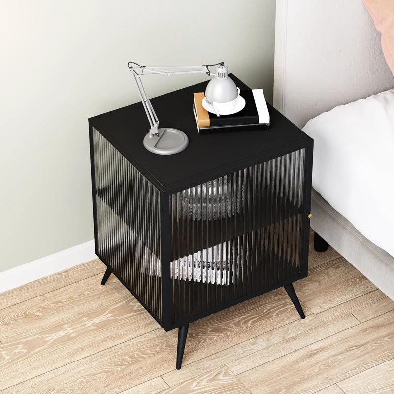 Modern Lower Shelf Nightstand Metalen Bedside Cabinet Glass Door Bedroom Black