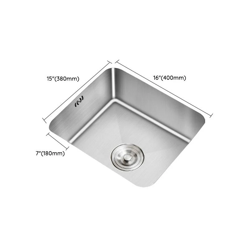 Modern Style Kitchen Sink Stainless Staal Overflow Hole Design Kitchen Sink Faucet 14l