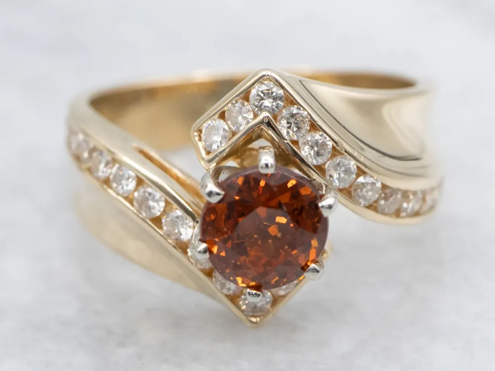 Hessonite Garnet and Channel Set Diamond Bypass Ring 4-delige verpakking