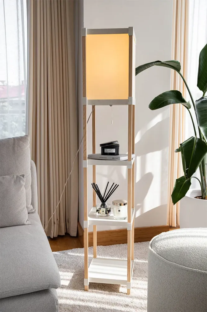 FixWood Houten Staande Lamp met 3 Planken – Scandinavisch Design – Etagère Vloerlamp – Hout & Linnen – Warm Wit Licht – Vo...